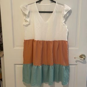 Color Block Butterly Sleeve Ruffle Dress